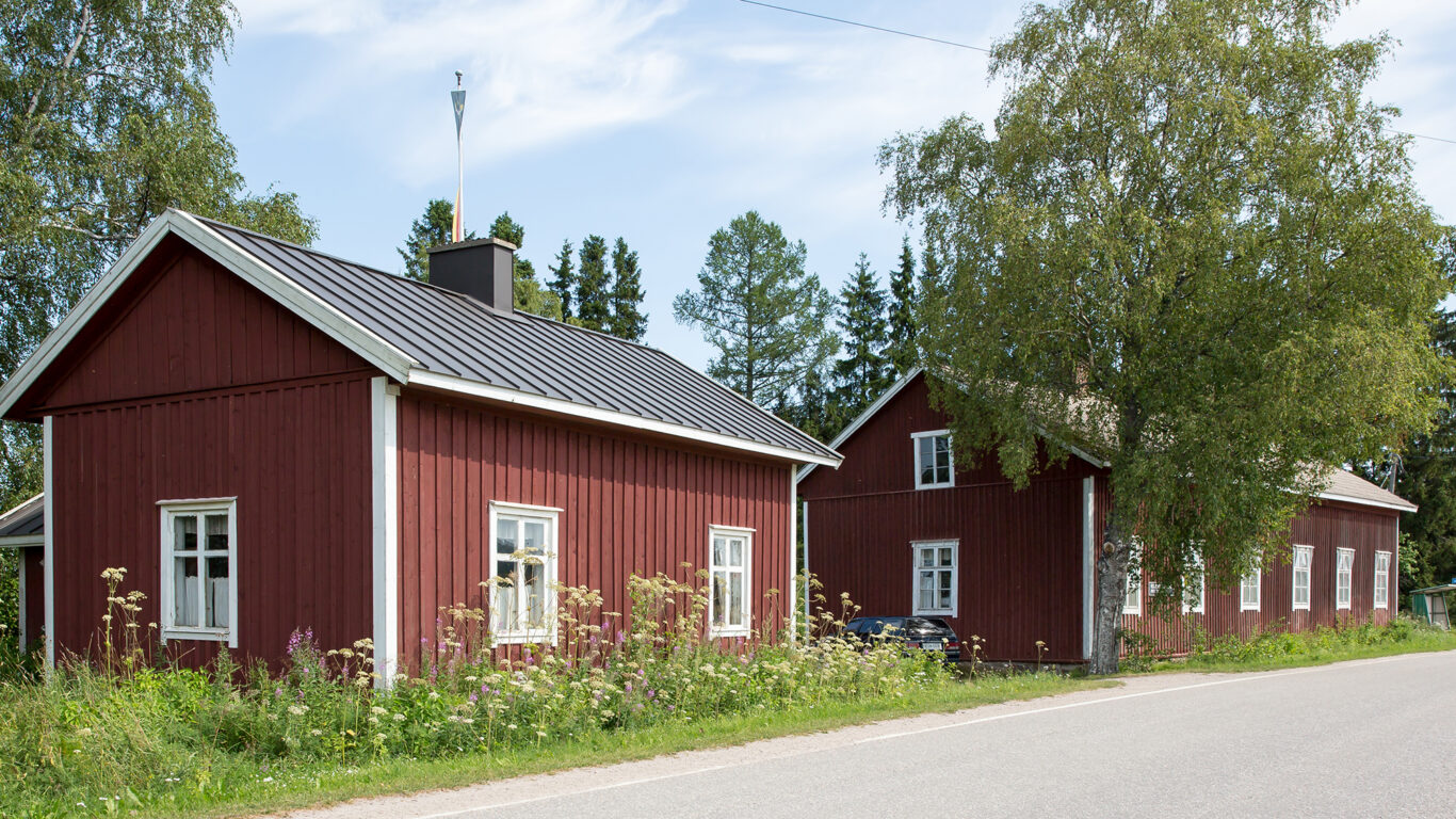 Kesäsunnuntaisin Perttelin museot avoinna