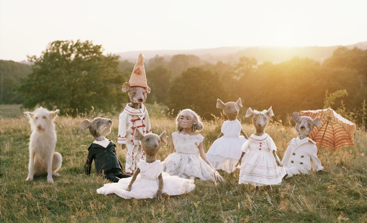 Salon taidemuseo Veturitalli // Helena Blomqvist: Uusi ystäväni – The New Friend